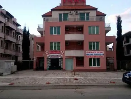 In Complex Tara *